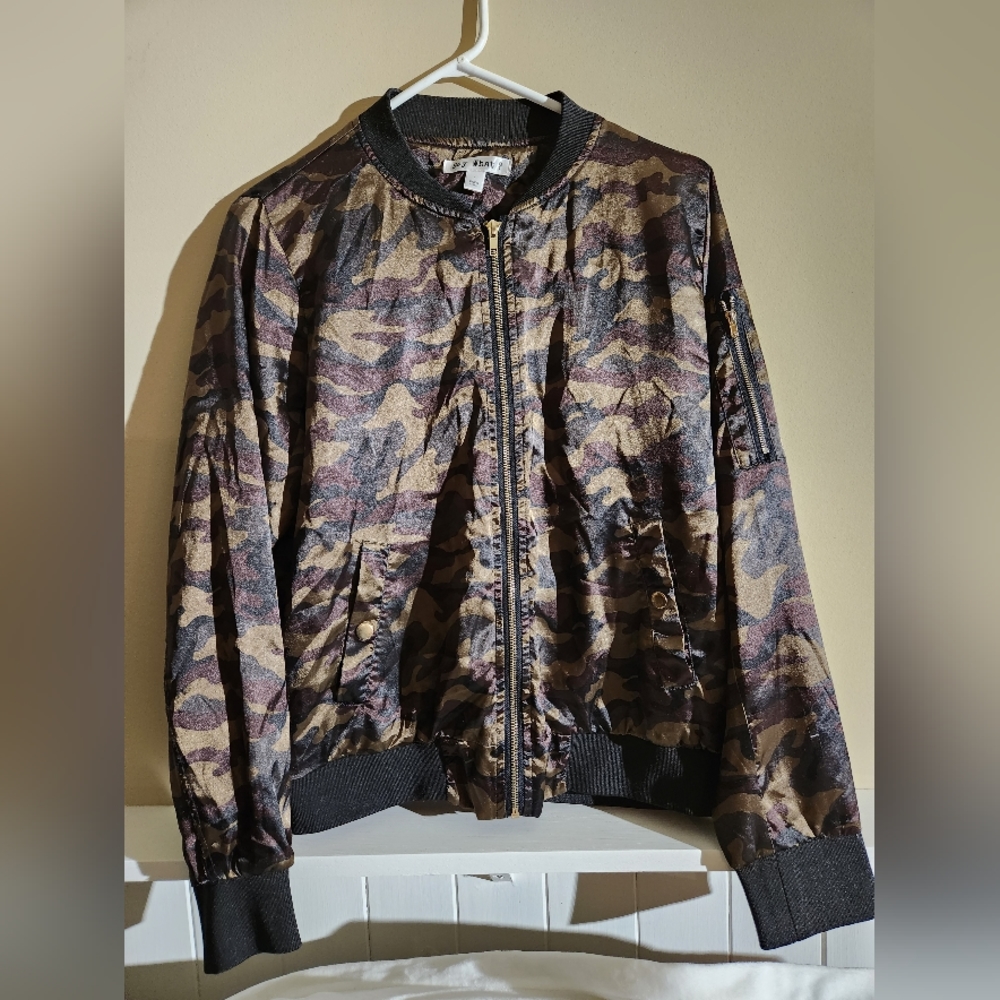 Womans camo print jacket
